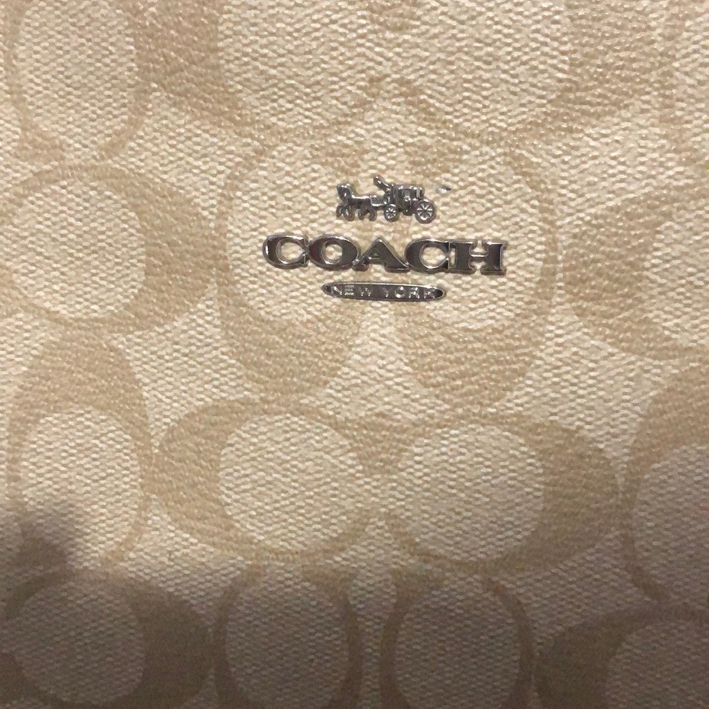 Authentic Coach Purse - Picture 3 of 7